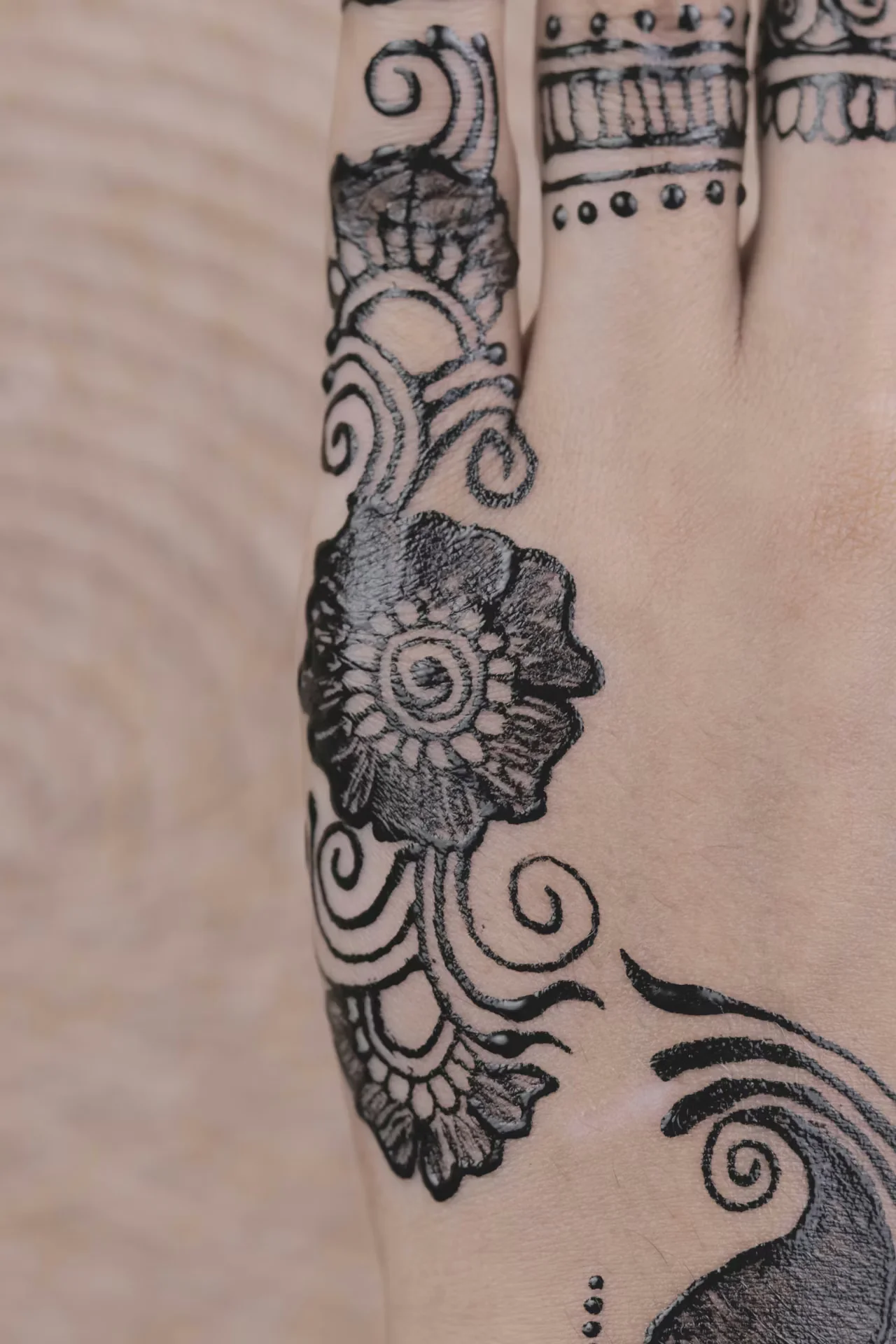 arabic mehndi design — arabic #004 · MyMehndiDesigns.com
