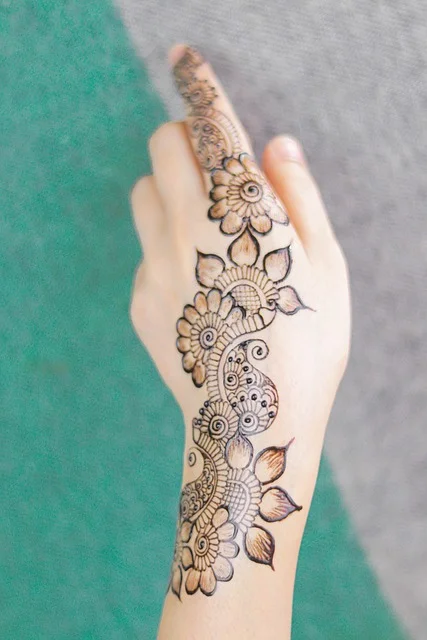 arabic mehndi design — arabic #022 · MyMehndiDesigns.com