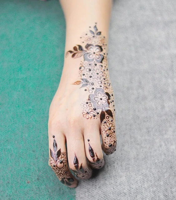 arabic mehndi design — arabic #023 · MyMehndiDesigns.com