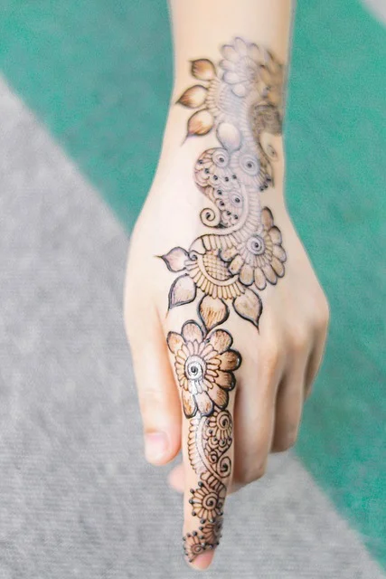 arabic mehndi design — arabic #026 · MyMehndiDesigns.com