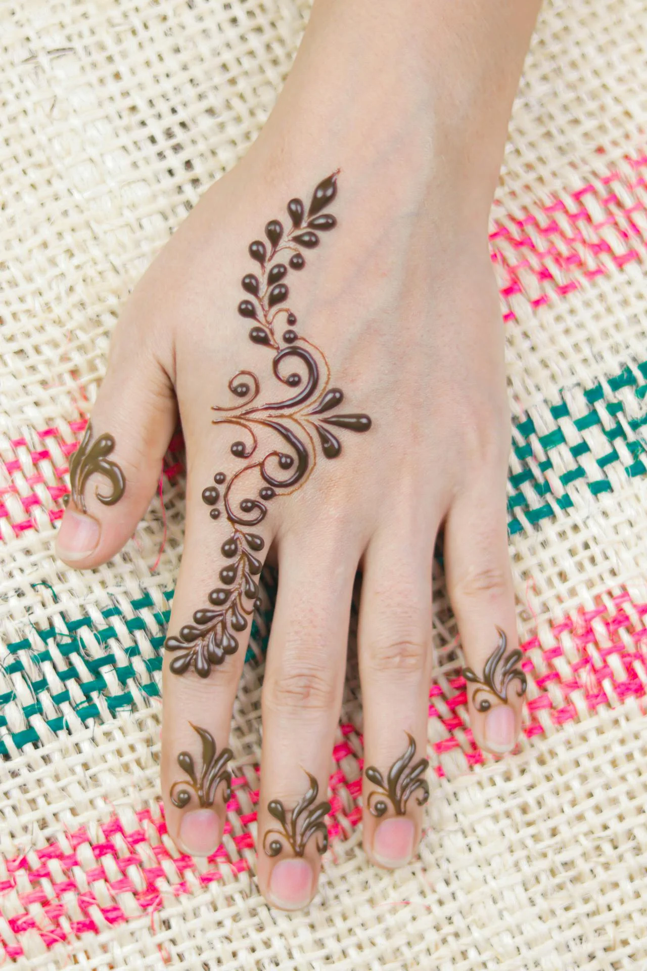 arabic mehndi design — arabic #033 · MyMehndiDesigns.com