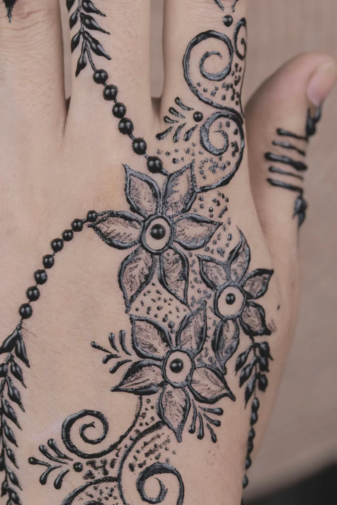 arabic mehndi design — arabic #052 · MyMehndiDesigns.com
