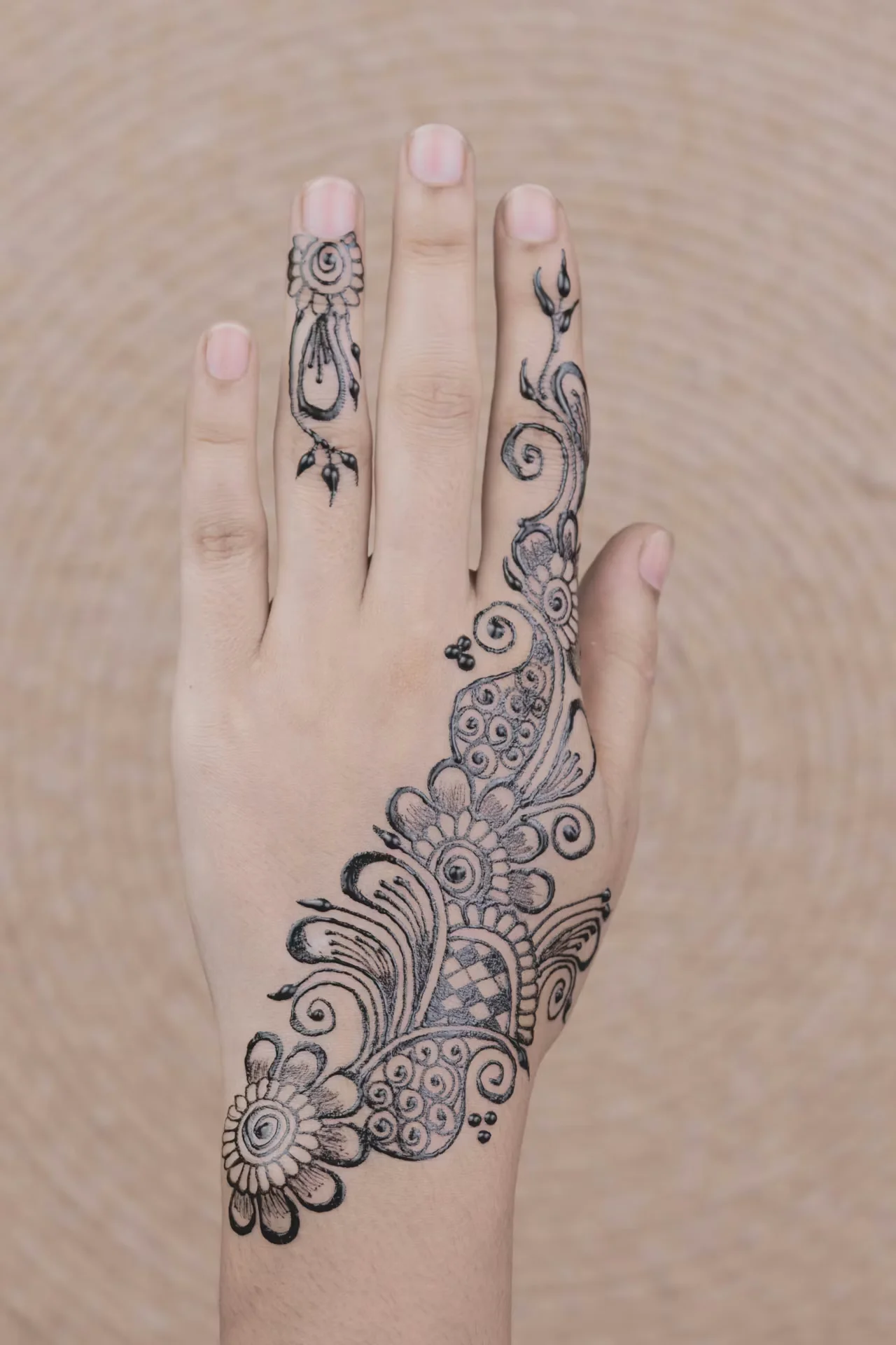 arabic mehndi design — arabic #061 · MyMehndiDesigns.com