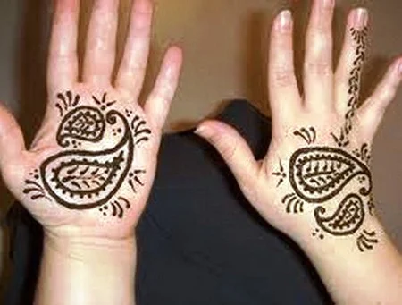 arabic mehndi design — arabic, rose, floral, bold #086 · MyMehndiDesigns.com