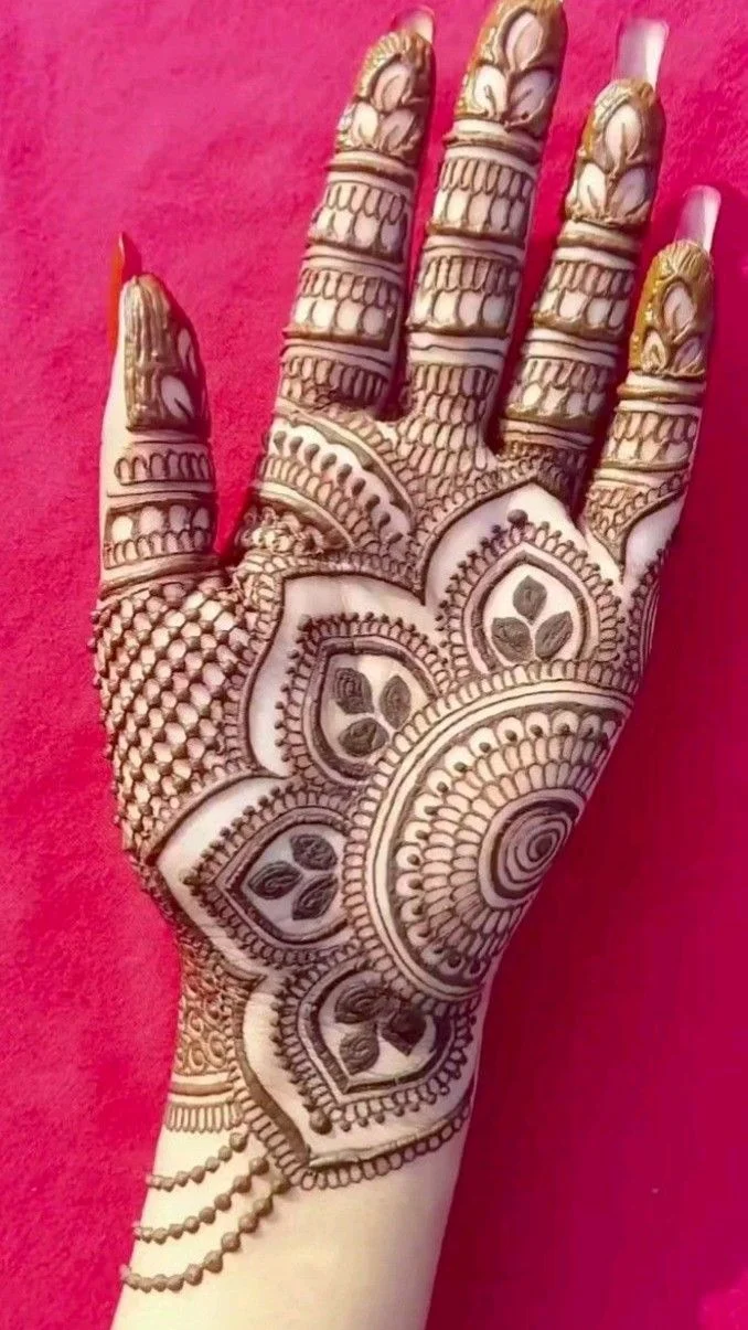 arabic mehndi design — royal, simple · MyMehndiDesigns.com