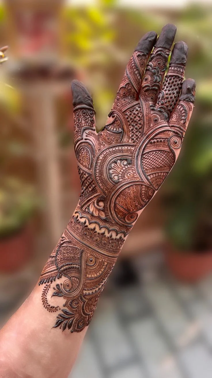 arabic mehndi design — stylish, back, landscape · MyMehndiDesigns.com