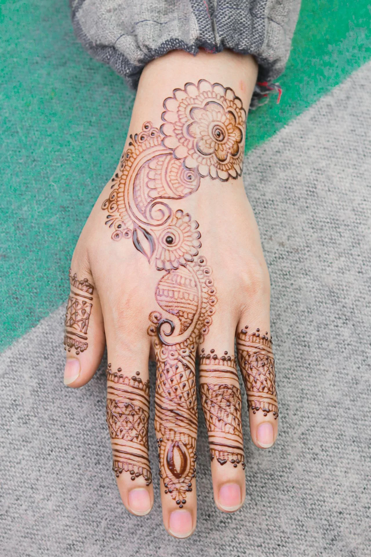 bridal mehndi design — bridal #011 · MyMehndiDesigns.com