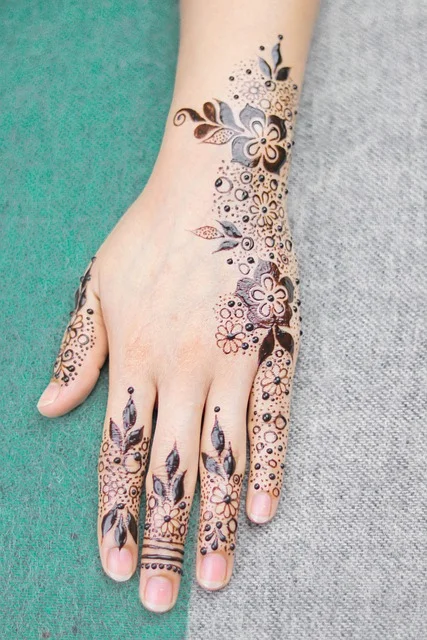 bridal mehndi design — bridal #053 · MyMehndiDesigns.com