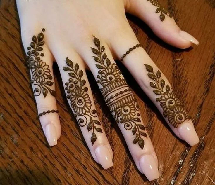 finger mehndi design — minimal, ring, tips · MyMehndiDesigns.com
