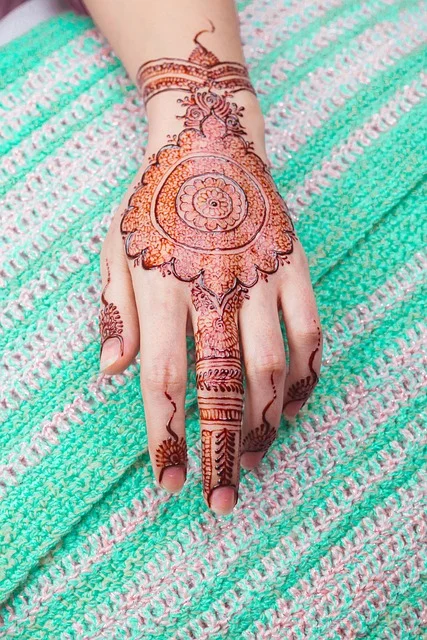 floral mehndi design — floral #027 · MyMehndiDesigns.com