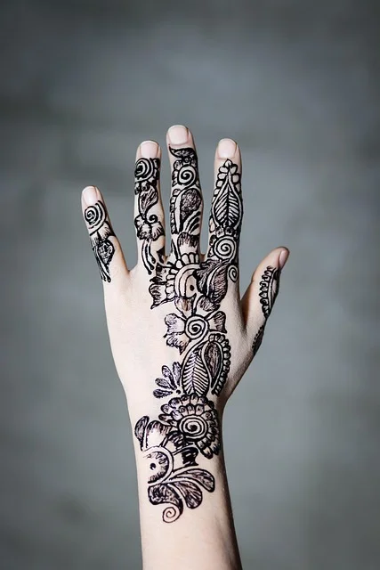 floral mehndi design — floral #039 · MyMehndiDesigns.com