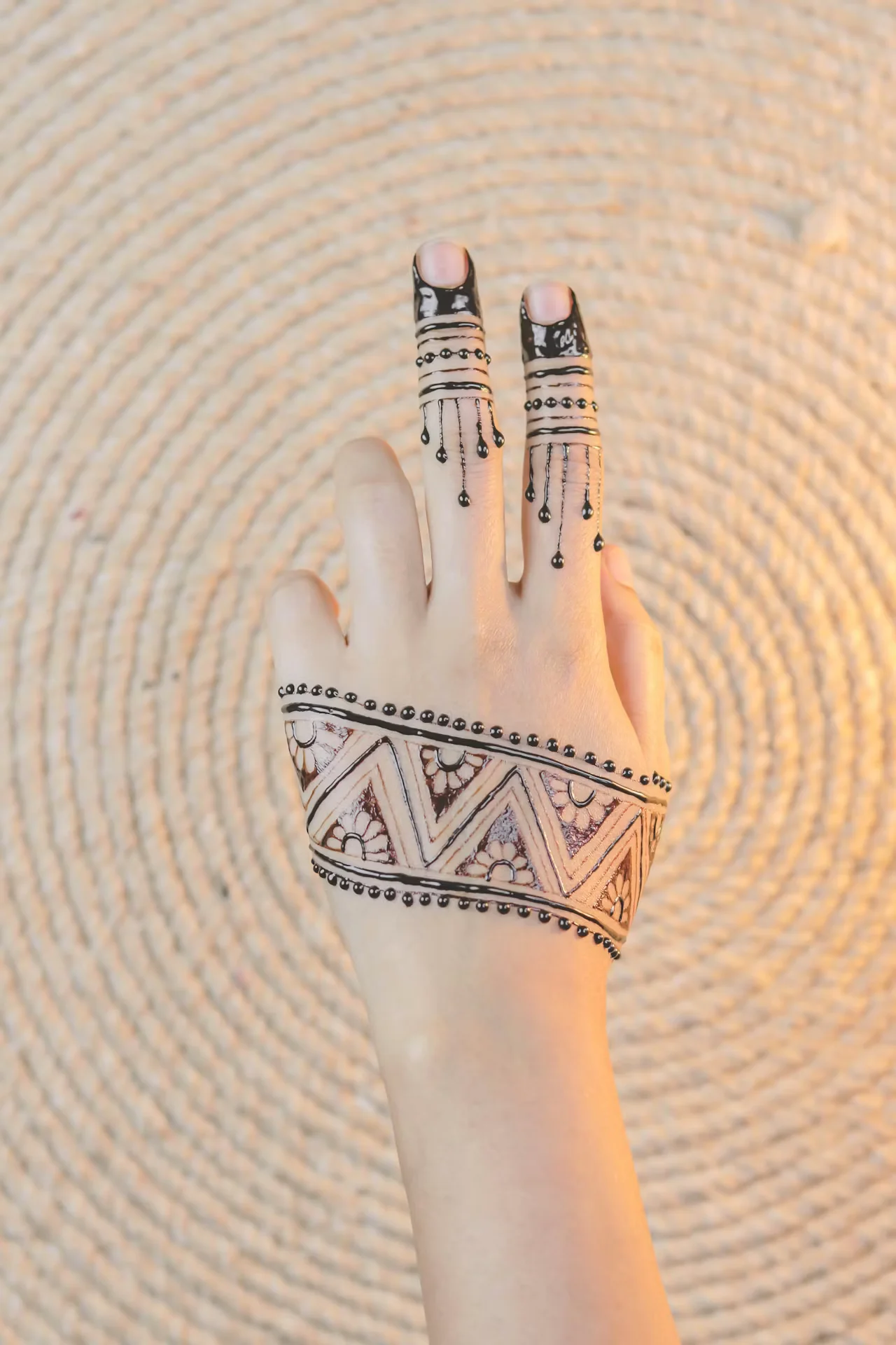 geometric mehndi design — geometric #003 · MyMehndiDesigns.com