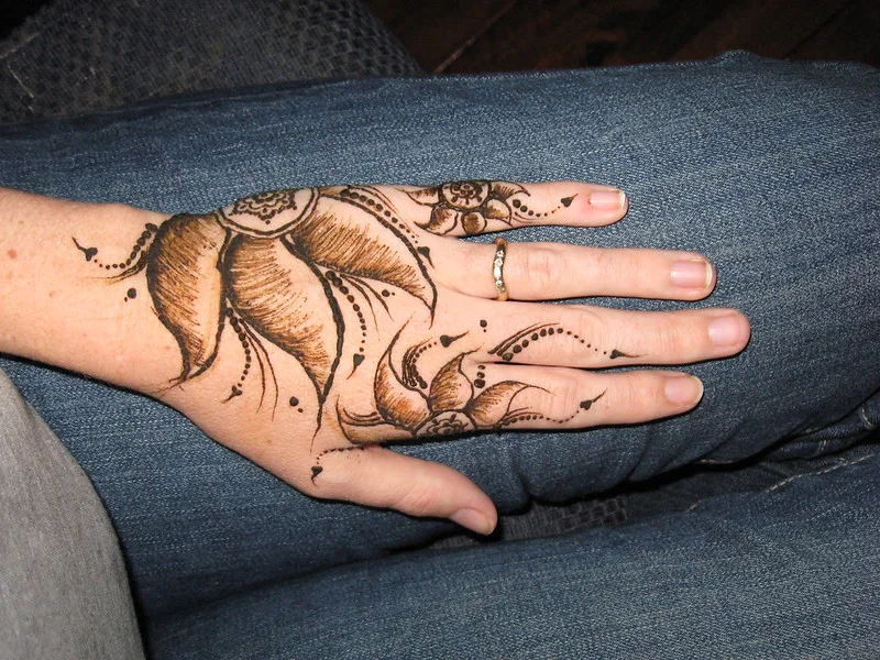 half hand mehndi design — half, wrist, minimal #008 · MyMehndiDesigns.com