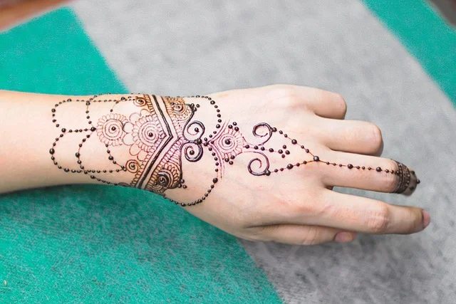 indian mehndi design — indian #019 · MyMehndiDesigns.com
