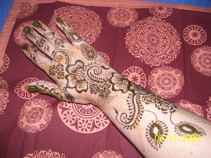 khaleeji mehndi design — khaleeji, gulf, floral, bold #010 · MyMehndiDesigns.com