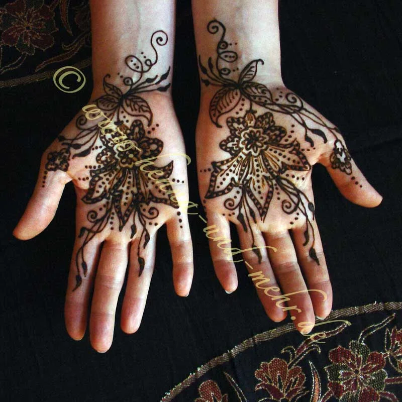 khaleeji mehndi design — khaleeji, gulf, floral, bold #012 · MyMehndiDesigns.com