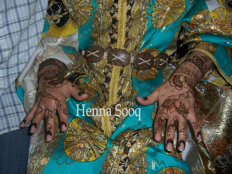 khaleeji mehndi design — khaleeji, gulf, floral, bold #015 · MyMehndiDesigns.com