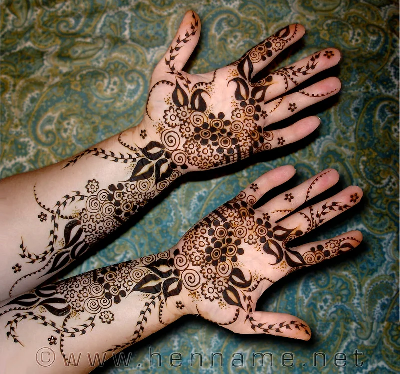 khaleeji mehndi design — khaleeji, gulf, floral, bold #029 · MyMehndiDesigns.com