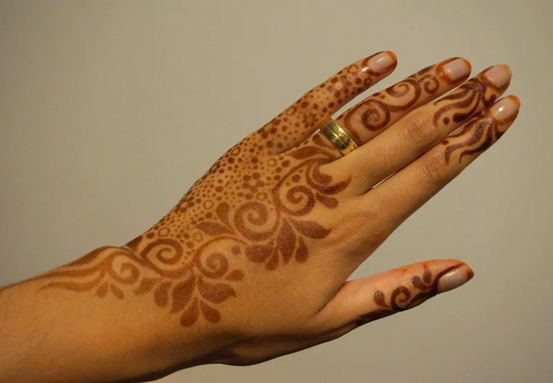khaleeji mehndi design — khaleeji, gulf, floral, bold #038 · MyMehndiDesigns.com