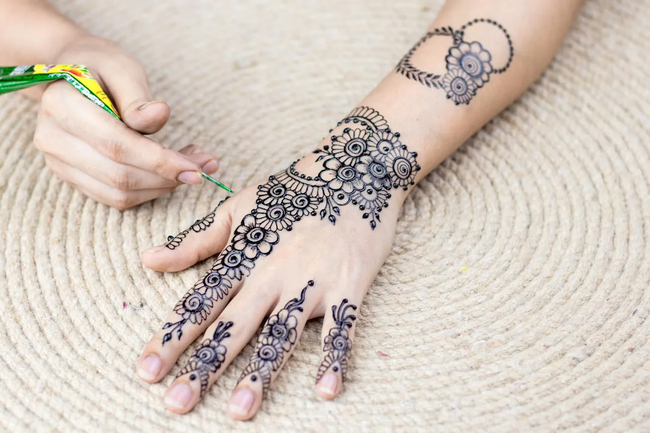 lotus mehndi design — lotus · MyMehndiDesigns.com