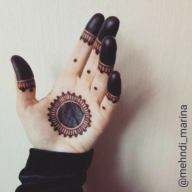 mandala mehndi design — mandala, concentric, circle, palm #016 · MyMehndiDesigns.com