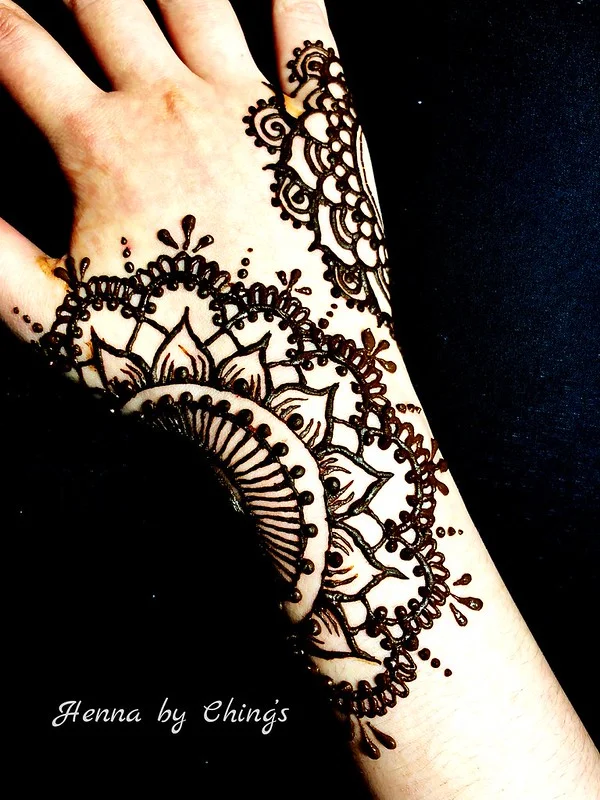 modern mehndi design — modern, geometric, contemporary, minimal · MyMehndiDesigns.com