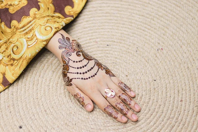 pakistani mehndi design — pakistani, jewellery, khafif, rose · MyMehndiDesigns.com