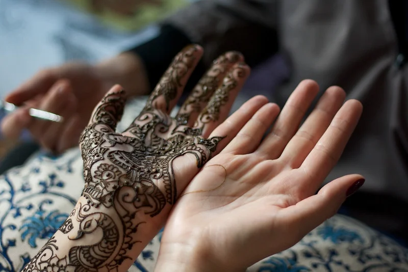 pakistani mehndi design — pakistani, khafif, rose, bold #026 · MyMehndiDesigns.com