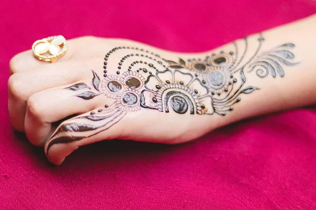 pakistani mehndi design — pakistani, mendi, bridal, tattoos #037 · MyMehndiDesigns.com
