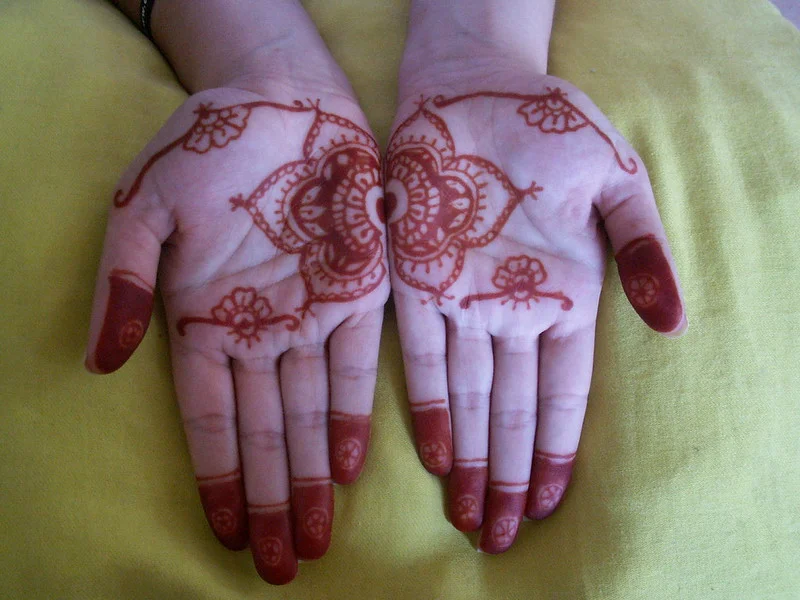 palm mehndi design — palm, circular, mandala, floral #012 · MyMehndiDesigns.com