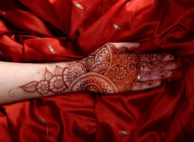 palm mehndi design — palm, circular, mandala, floral #024 · MyMehndiDesigns.com