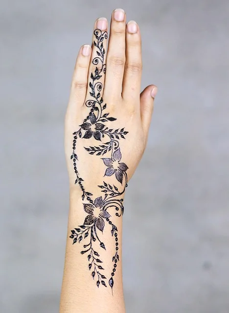 simple mehndi design #006 · MyMehndiDesigns.com